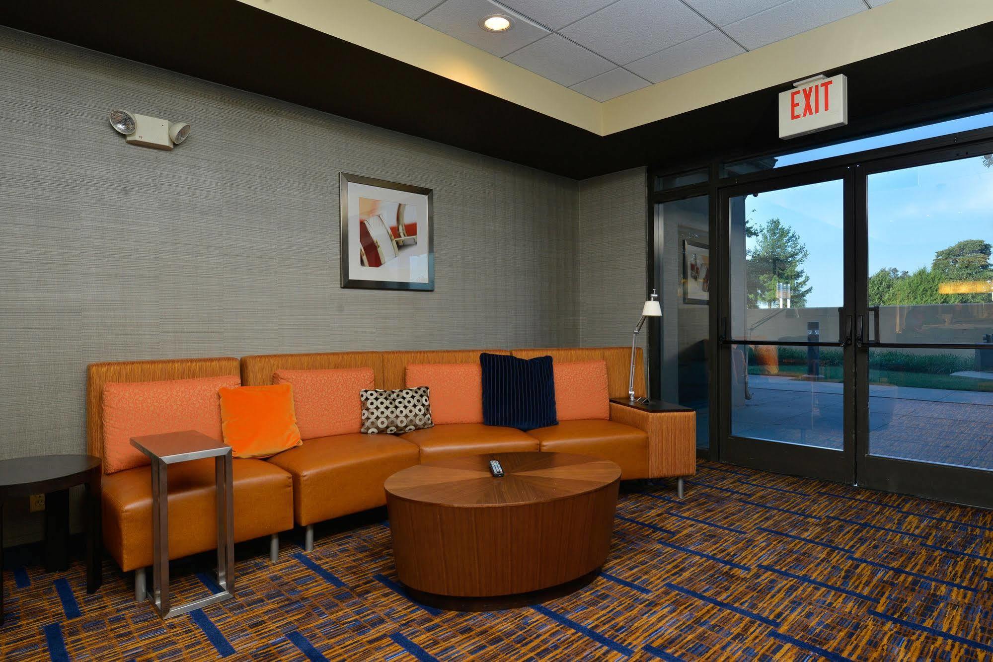 Courtyard By Marriott Bentonville Exterior foto